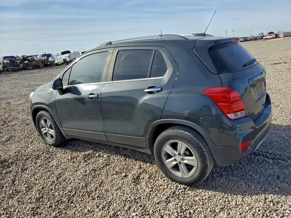 3GNCJLSB1HL148903 2017 CHEVROLET TRAX - Image 2