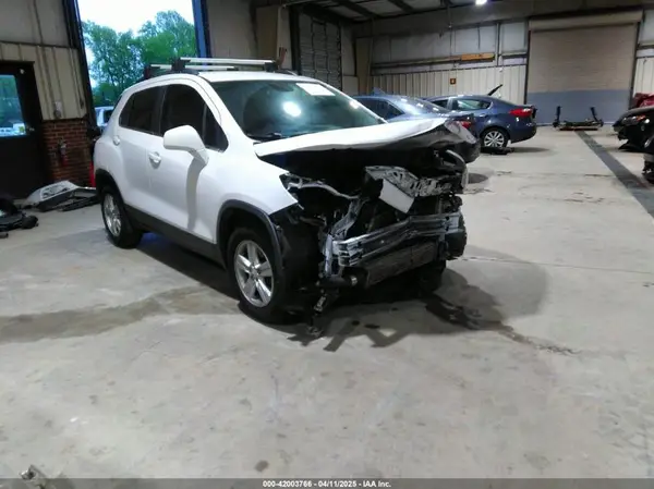 3GNCJLSB1HL150781 2017 CHEVROLET TRAX - Image 1