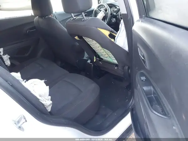 3GNCJLSB1HL164048 2017 CHEVROLET TRAX - Image 8