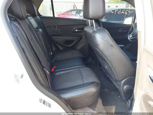 3GNCJLSB1HL210185 2017 CHEVROLET TRAX - Image 8