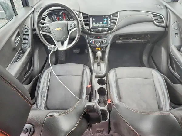 3GNCJLSB1HL217881 2017 CHEVROLET TRAX - Image 8