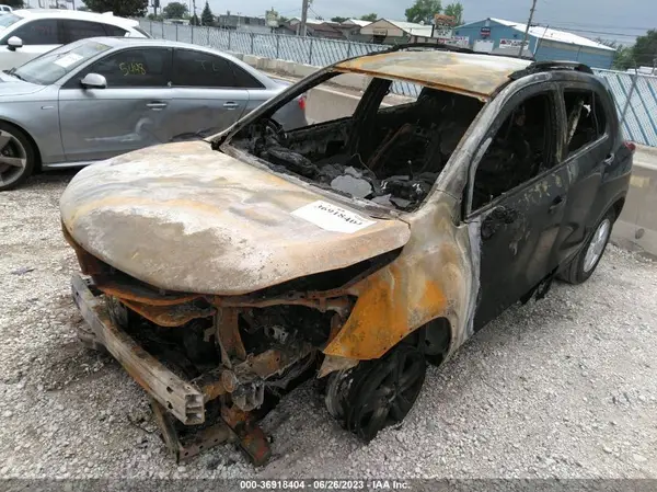 3GNCJLSB1HL252257 2017 CHEVROLET TRAX - Image 2