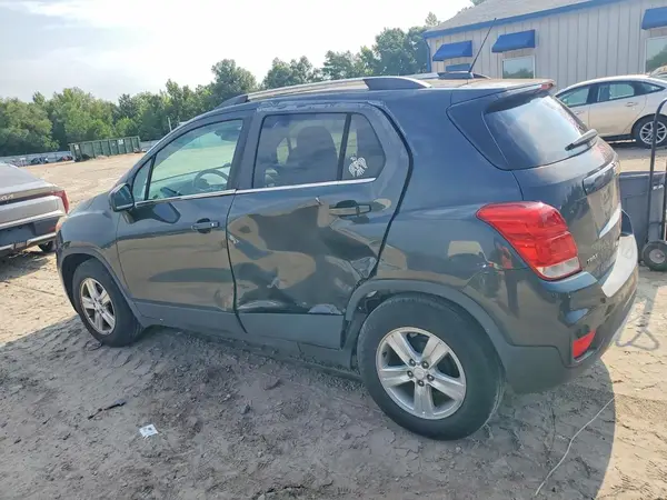 3GNCJLSB1HL268412 2017 CHEVROLET TRAX - Image 2