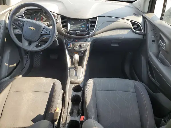 3GNCJLSB1HL268412 2017 CHEVROLET TRAX - Image 8