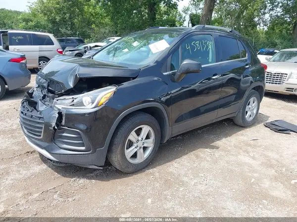 3GNCJLSB1JL153976 2018 CHEVROLET TRAX - Image 2