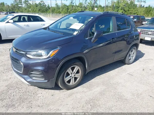 3GNCJLSB1JL178814 2018 CHEVROLET TRAX - Image 2