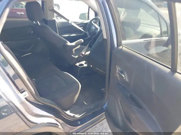 3GNCJLSB1JL178814 2018 CHEVROLET TRAX - Image 8