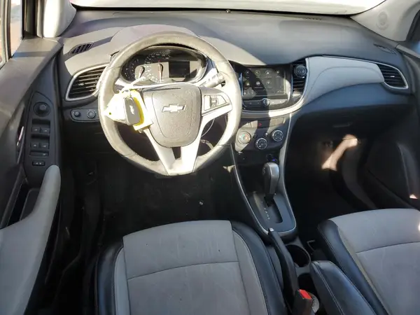 3GNCJLSB1JL255360 2018 CHEVROLET TRAX - Image 8