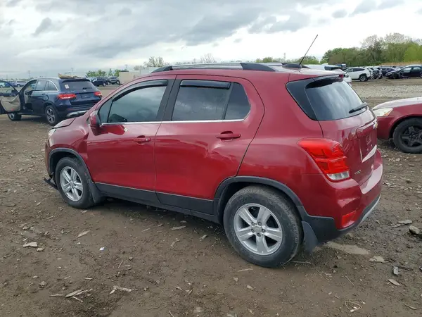 3GNCJLSB1JL256668 2018 CHEVROLET TRAX - Image 2
