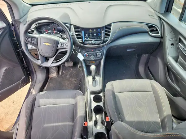3GNCJLSB1JL279027 2018 CHEVROLET TRAX - Image 8