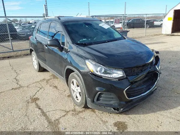3GNCJLSB1JL305805 2018 CHEVROLET TRAX - Image 1