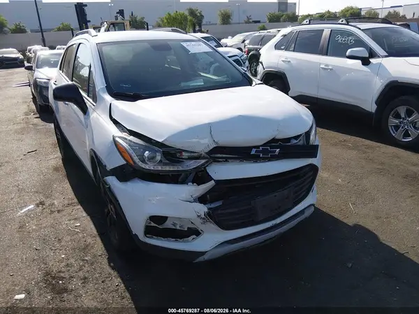 3GNCJLSB1JL356088 2018 CHEVROLET TRAX - Image 1