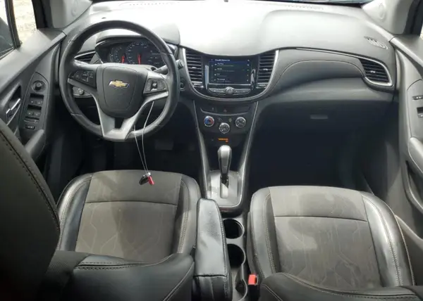 3GNCJLSB1JL358410 2018 CHEVROLET TRAX - Image 8