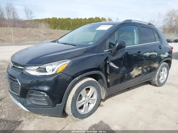 3GNCJLSB1JL391455 2018 CHEVROLET TRAX - Image 2