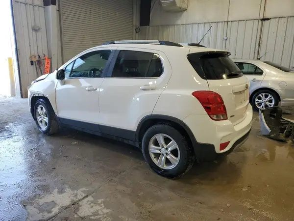 3GNCJLSB1JL396106 2018 CHEVROLET TRAX - Image 2