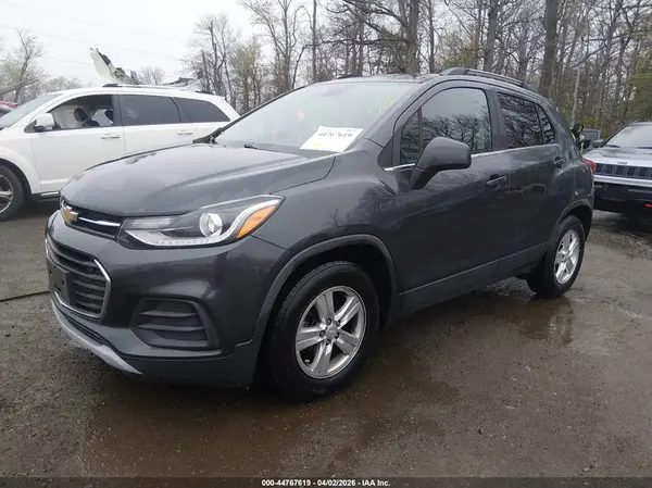 3GNCJLSB1JL408514 2018 CHEVROLET TRAX - Image 2