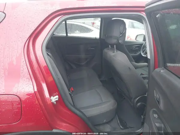 3GNCJLSB1JL411221 2018 CHEVROLET TRAX - Image 8