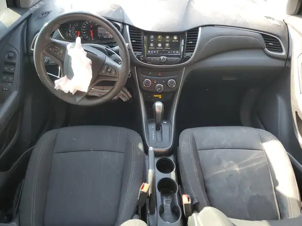 3GNCJLSB1KL116749 2019 CHEVROLET TRAX - Image 8