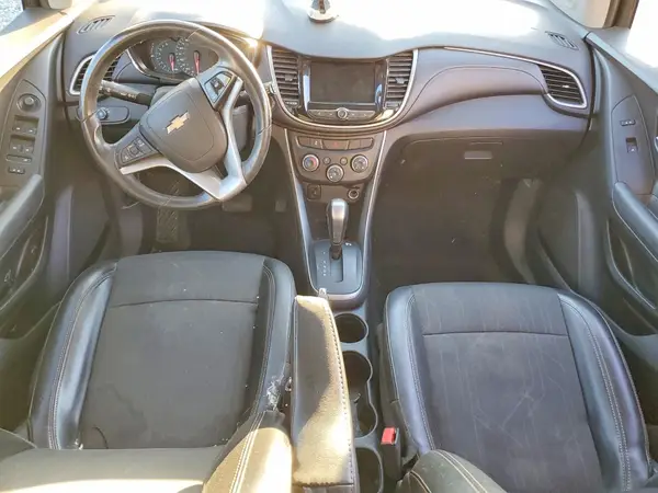 3GNCJLSB1KL149119 2019 CHEVROLET TRAX - Image 8