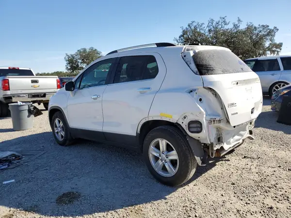 3GNCJLSB1KL155891 2019 CHEVROLET TRAX - Image 2