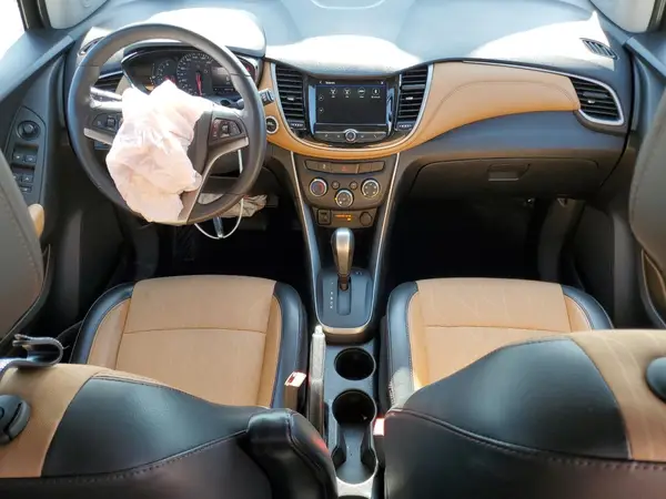 3GNCJLSB1KL165594 2019 CHEVROLET TRAX - Image 8