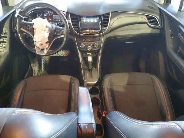 3GNCJLSB1KL260589 2019 CHEVROLET TRAX - Image 8