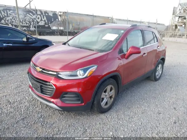 3GNCJLSB1KL262522 2019 CHEVROLET TRAX - Image 2