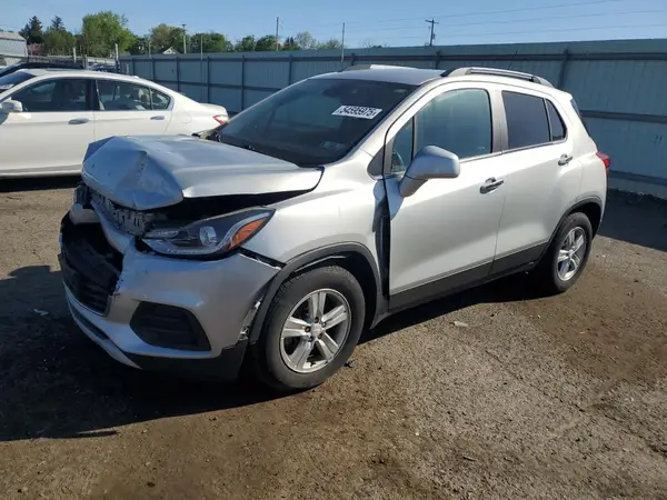 3GNCJLSB1KL265386 2019 CHEVROLET TRAX - Image 1