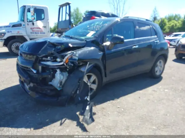 3GNCJLSB1KL289011 2019 CHEVROLET TRAX - Image 2