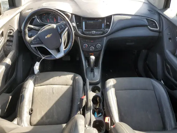 3GNCJLSB1KL296931 2019 CHEVROLET TRAX - Image 8