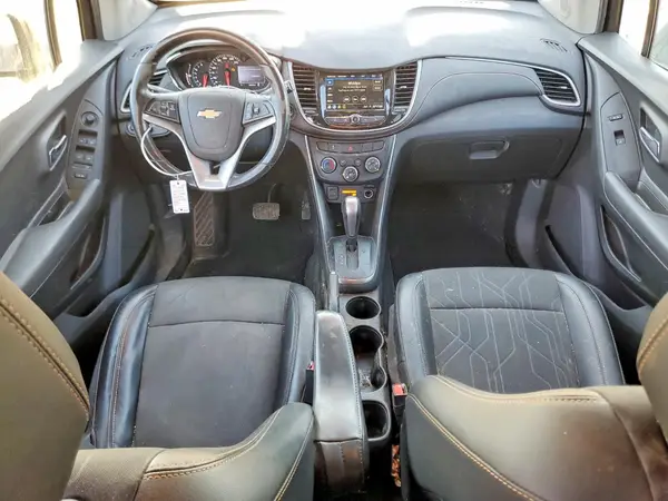 3GNCJLSB1KL339079 2019 CHEVROLET TRAX - Image 8