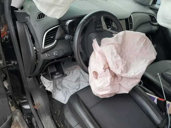 3GNCJLSB1KL341267 2019 CHEVROLET TRAX - Image 8
