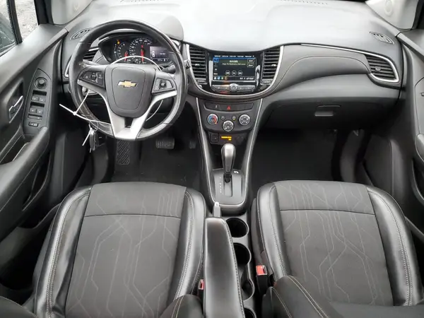 3GNCJLSB1KL356500 2019 CHEVROLET TRAX - Image 8