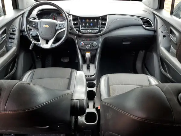 3GNCJLSB1KL358117 2019 CHEVROLET TRAX - Image 8