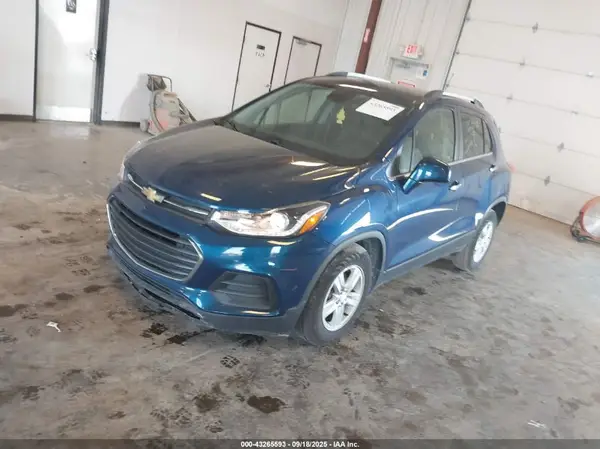 3GNCJLSB1KL363852 2019 CHEVROLET TRAX - Image 2