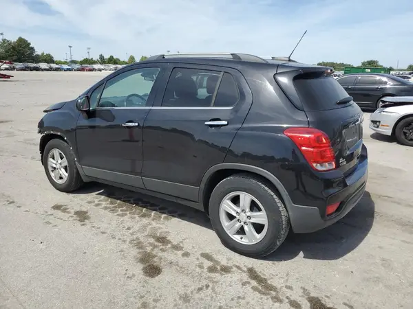 3GNCJLSB1KL383986 2019 CHEVROLET TRAX - Image 2