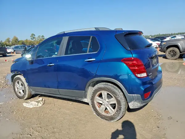 3GNCJLSB1KL388492 2019 CHEVROLET TRAX - Image 2
