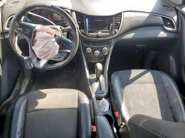 3GNCJLSB1KL397287 2019 CHEVROLET TRAX - Image 8