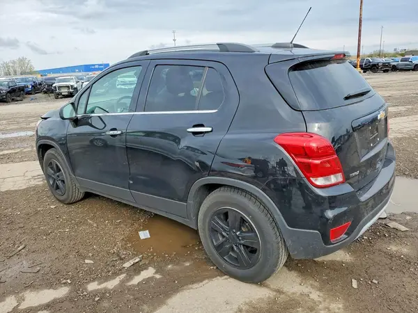 3GNCJLSB1LL110001 2020 CHEVROLET TRAX - Image 2