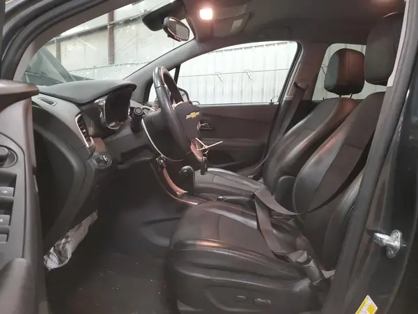 2020 CHEVROLET TRAX auction photo 7