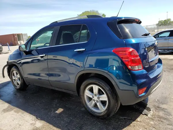 3GNCJLSB1LL141376 2020 CHEVROLET TRAX - Image 2