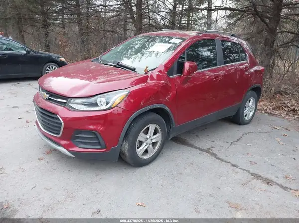 3GNCJLSB1LL150949 2020 CHEVROLET TRAX - Image 2