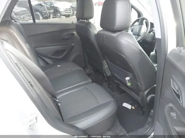 3GNCJLSB1LL172725 2020 CHEVROLET TRAX - Image 8