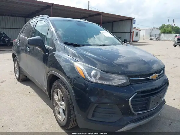 3GNCJLSB1LL293934 2020 CHEVROLET TRAX - Image 1