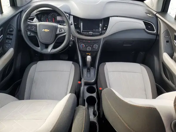 3GNCJLSB1LL310408 2020 CHEVROLET TRAX - Image 8
