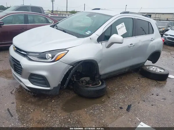 3GNCJLSB1LL311090 2020 CHEVROLET TRAX - Image 2