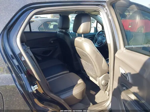 3GNCJLSB1LL321893 2020 CHEVROLET TRAX - Image 8