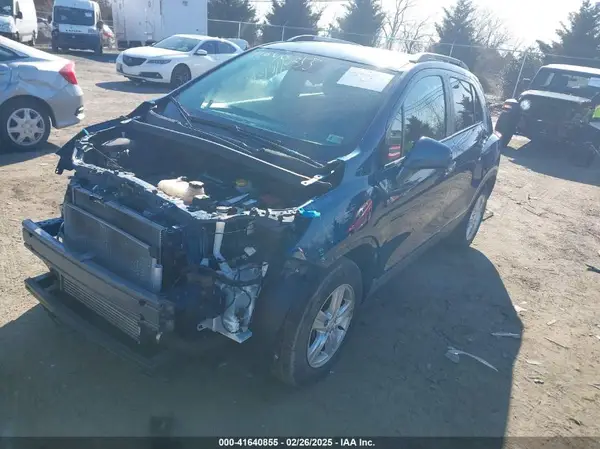 3GNCJLSB1LL337009 2020 CHEVROLET TRAX - Image 2