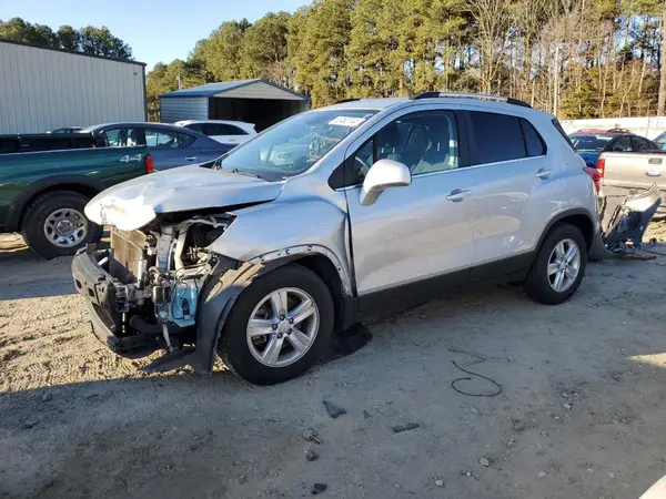 3GNCJLSB1LL339956 2020 CHEVROLET TRAX - Image 1