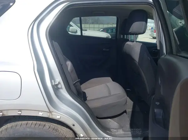 3GNCJLSB2GL166664 2016 CHEVROLET TRAX - Image 8